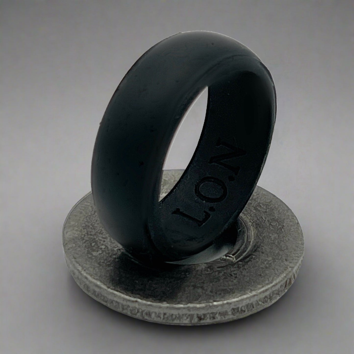 silicone ring, 8mm wide, weighs 1.2 grams, black silicone ring