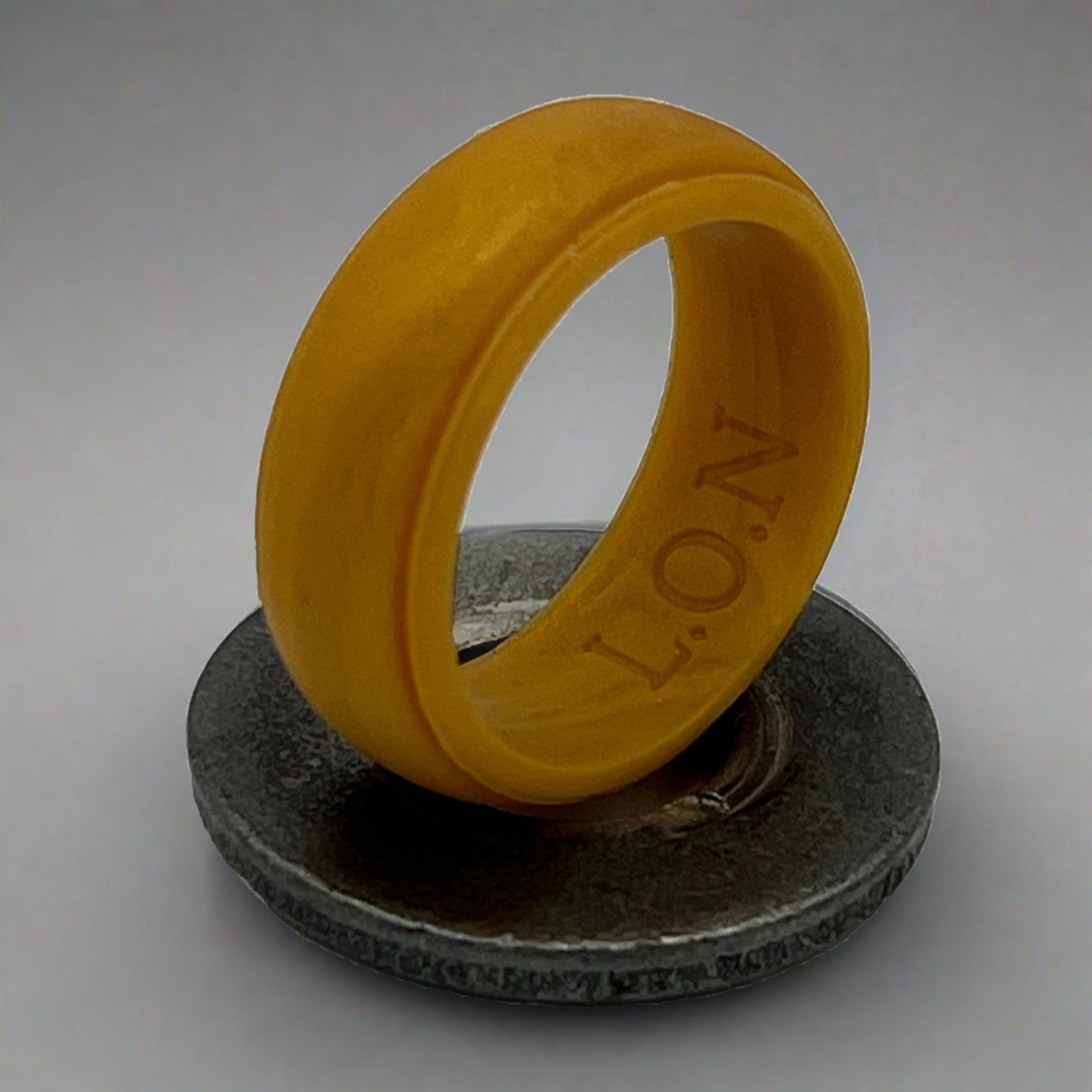 silicone ring, 8mm wide, weighs 1.2 grams